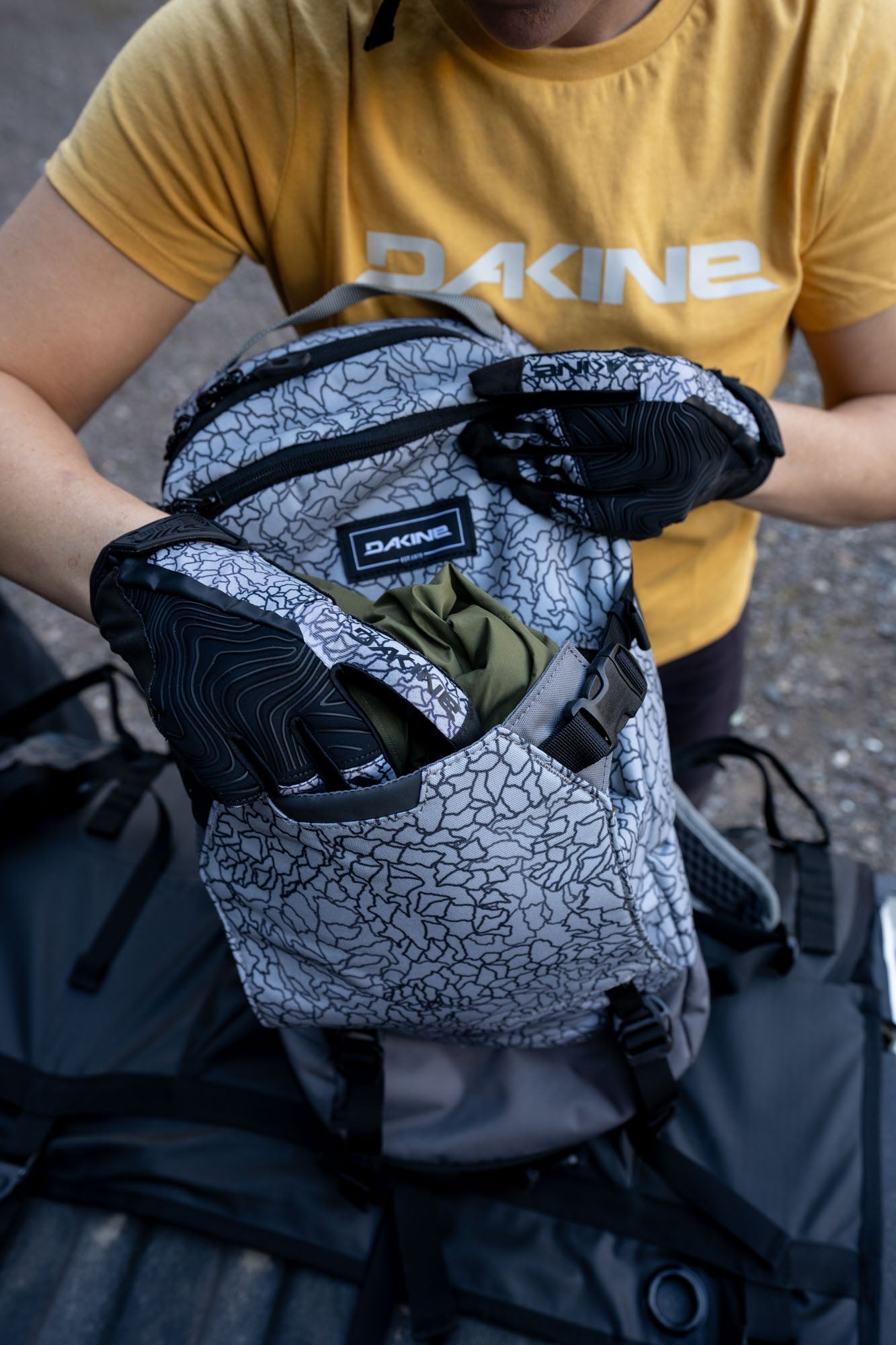 Womens Cross-X 2.0 Gloves - Pinebark