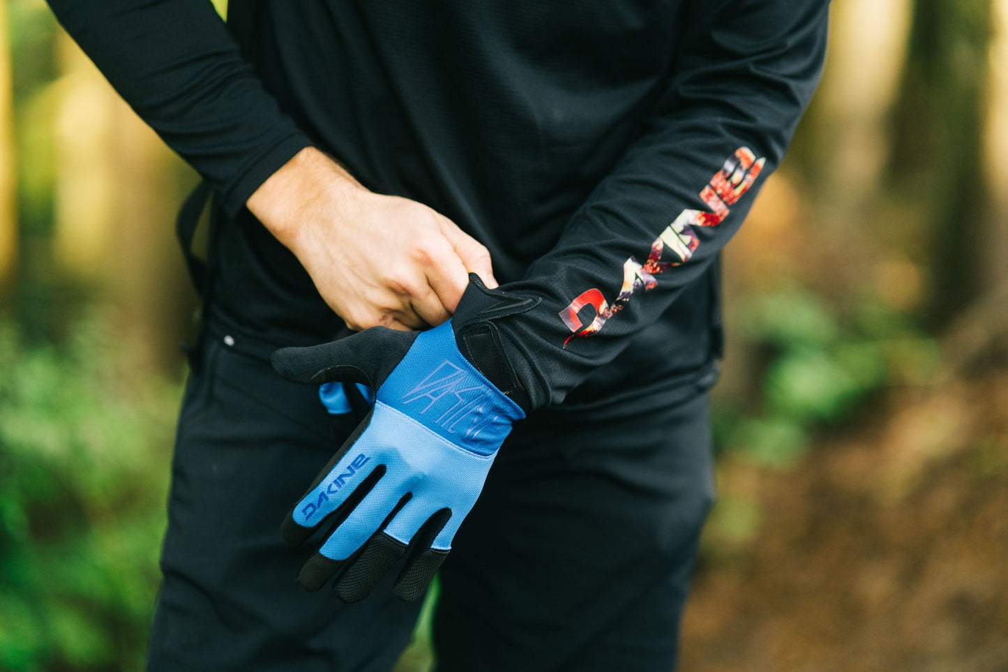 Syncline Gel Gloves - Red Tide
